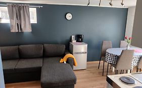 Feelhome Small 1 Bedroom Apartment Polar Vegen